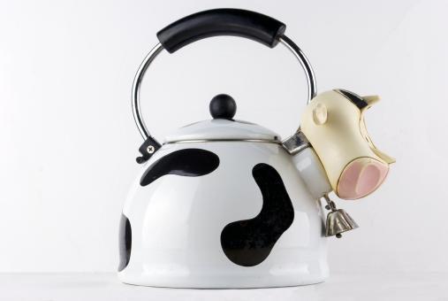 Novelty Cow-Themed Whistling Stovetop Tea Kettle